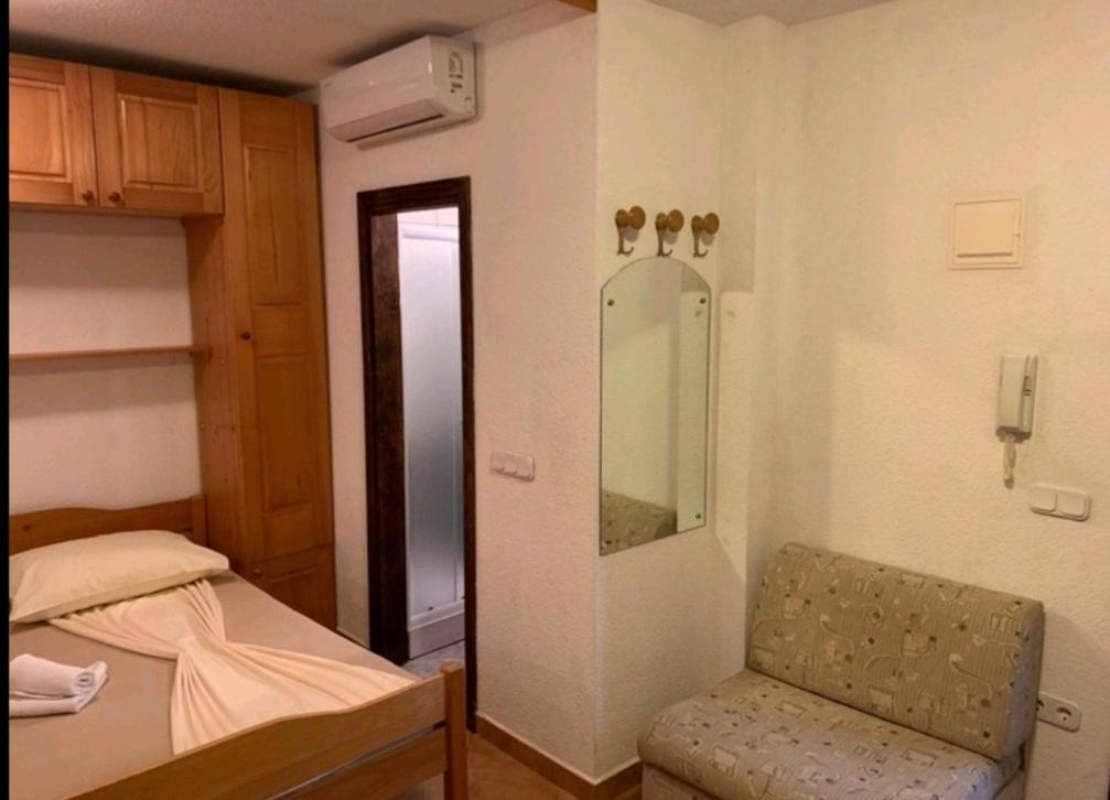 Lovely Studio Apartments Mali Raj เวอร์ซาร์ ภายนอก รูปภาพ